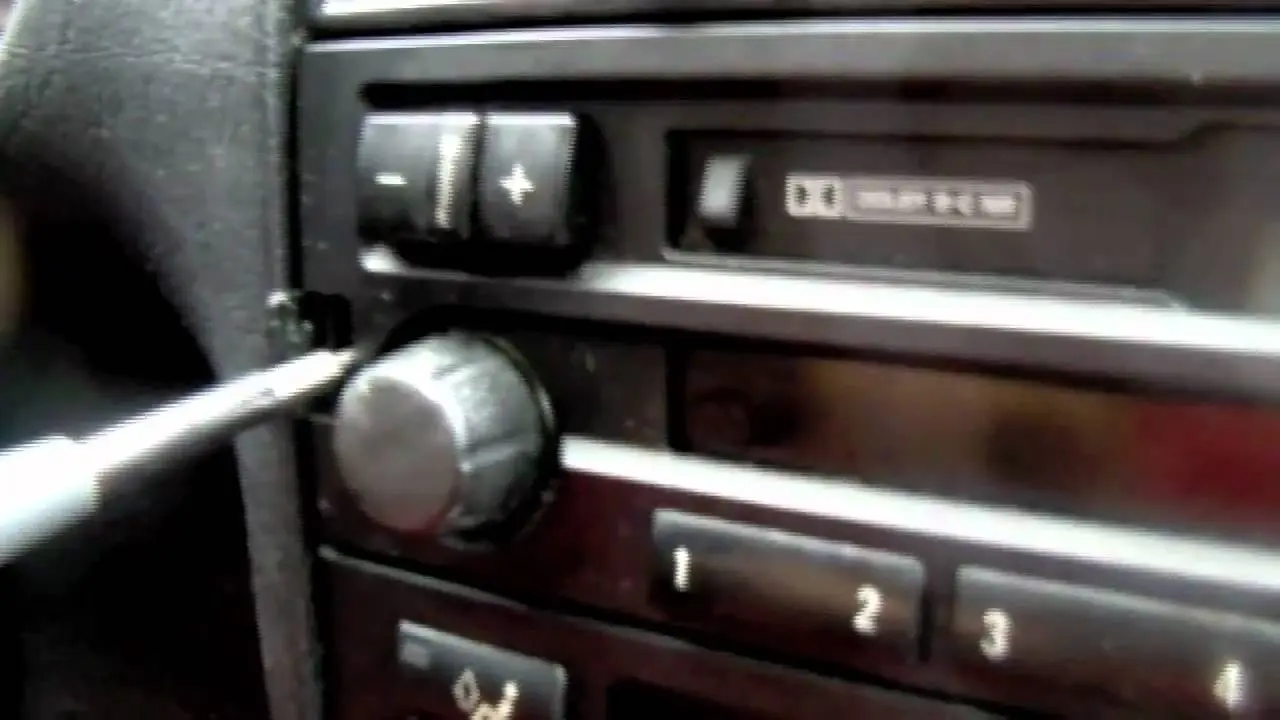 jak rozkodować radio bmw e36 - Gdzie znajde kod do radia BMW e39