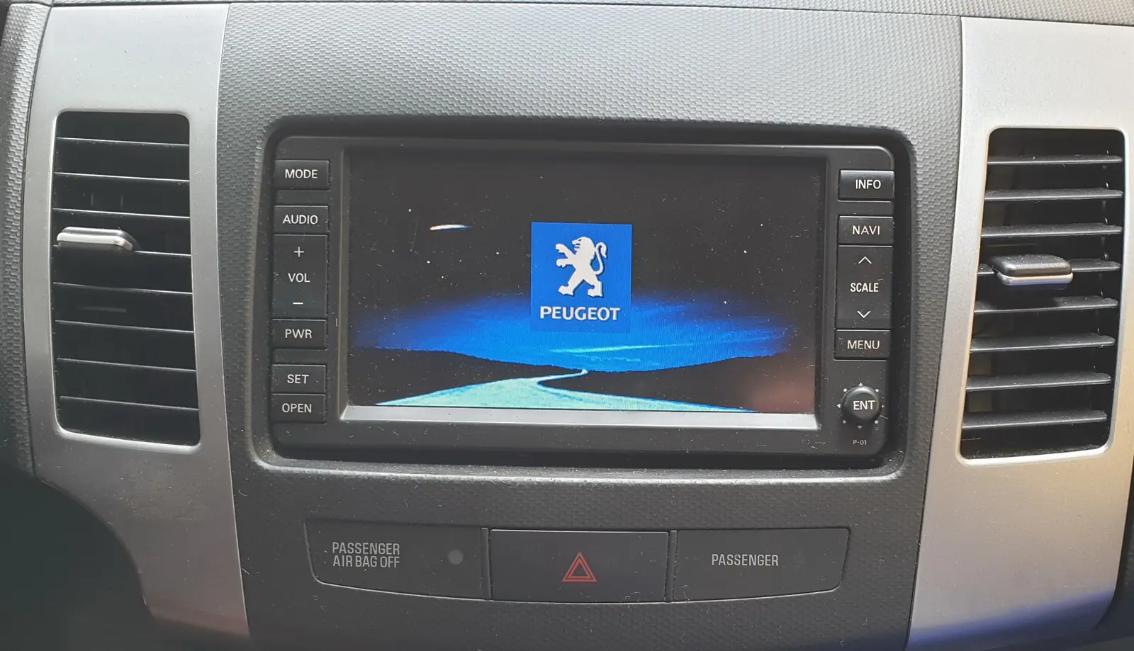 4007 radio aktualizacja - Jaka nawigacja w Peugeot 2008